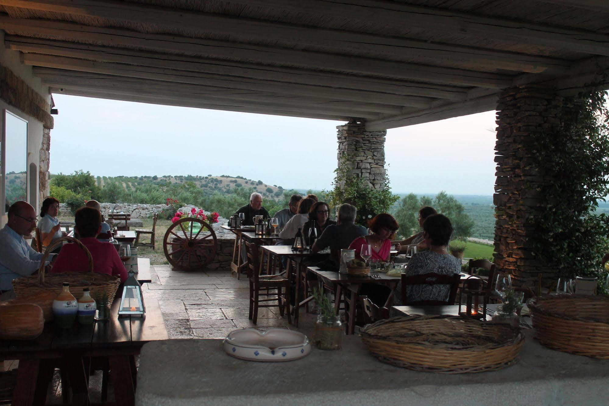 Lama Di Luna Biomasseria Villa Montegrosso Buitenkant foto